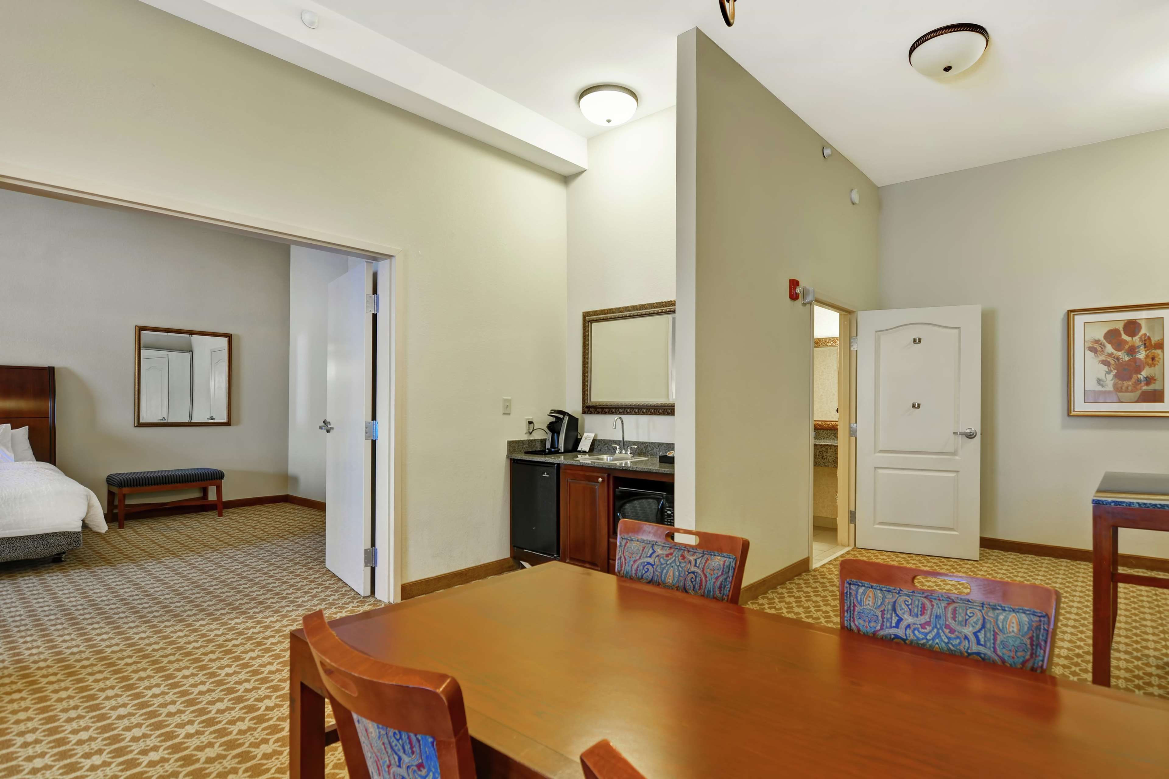 Hilton Garden Inn Amarillo Photo