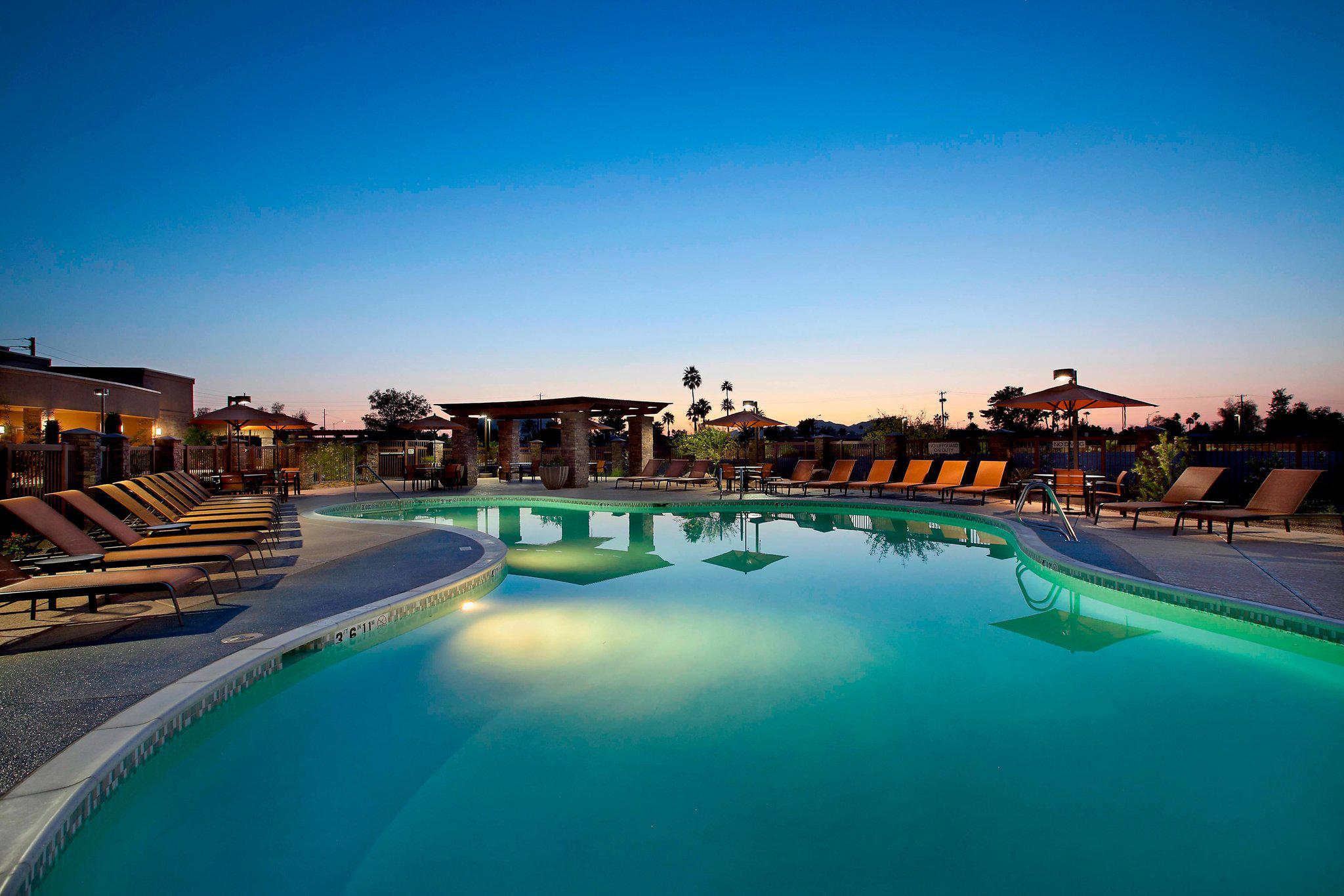 Courtyard by Marriott Scottsdale Salt River Photo