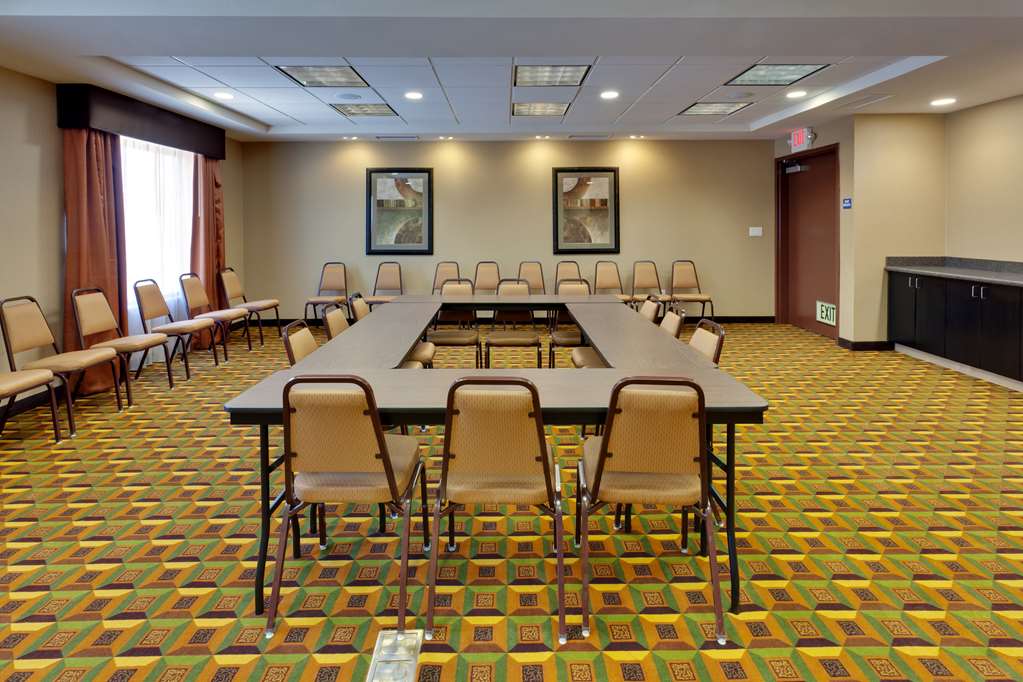 Hampton Inn & Suites Fresno-Northwest Image