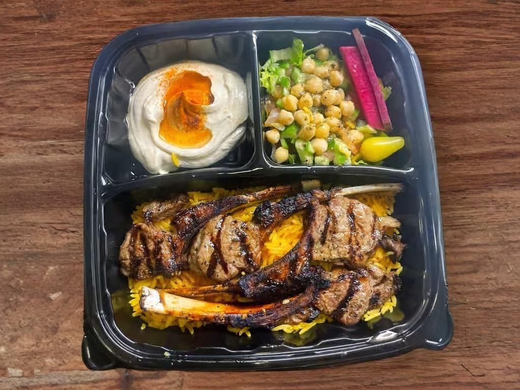 Lamb Chops 8 Oz Plate