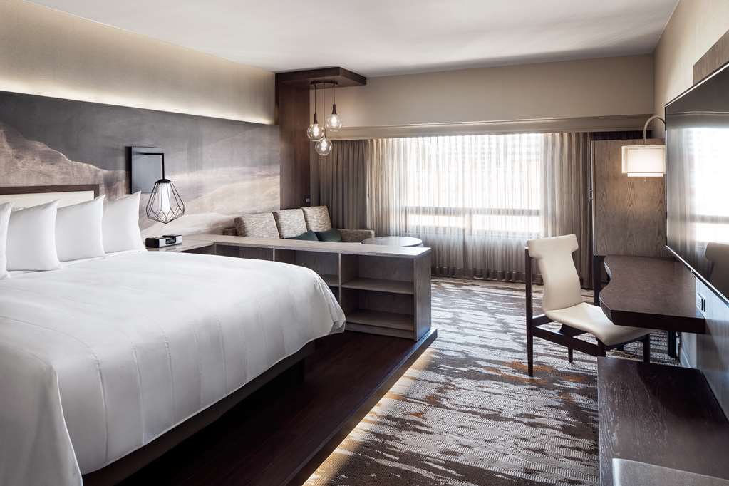 Hilton Denver City Center Image