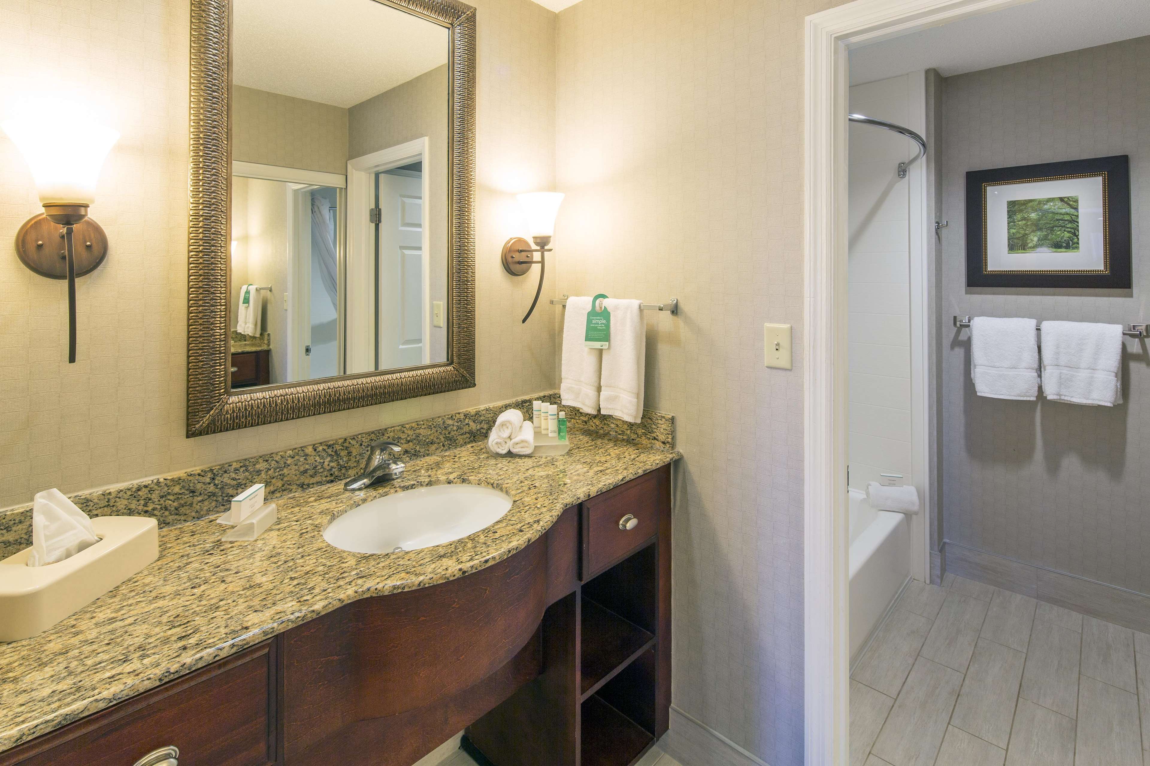 Homewood Suites by Hilton Savannah Photo