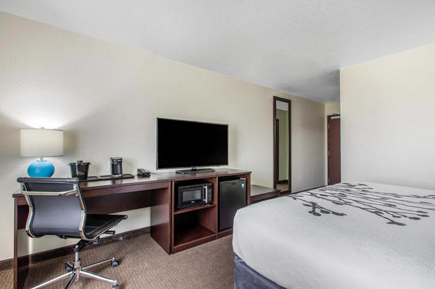 Images Sleep Inn & Suites Ankeny - Des Moines