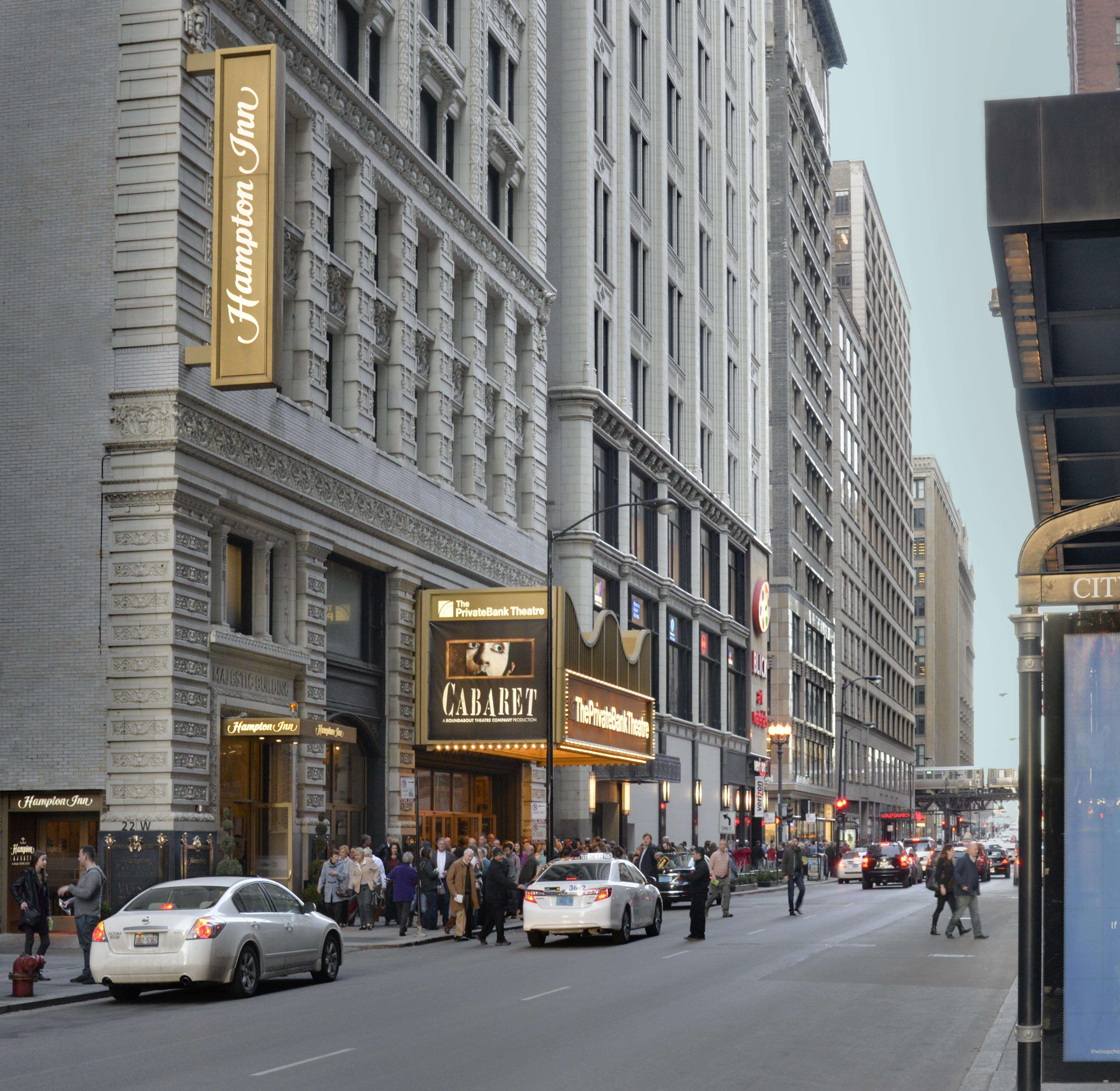 Hampton Inn Majestic Chicago Theatre District Photo