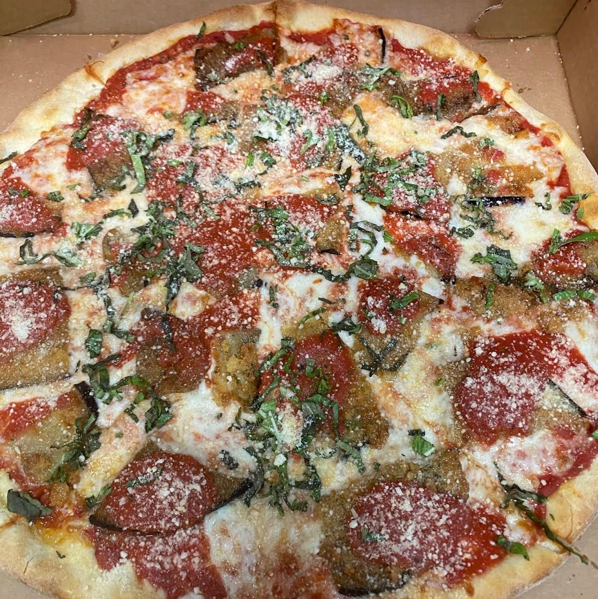 Lg Eggplant Parmesan Pizza