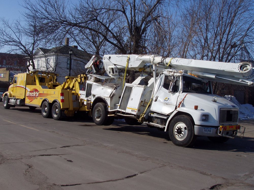 Glenn's Towing Photo