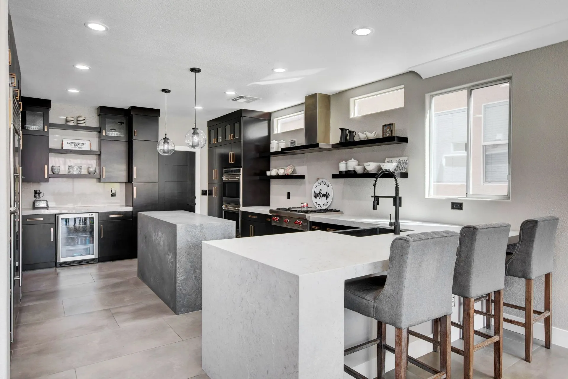 Custom Kitchen Cabinets
