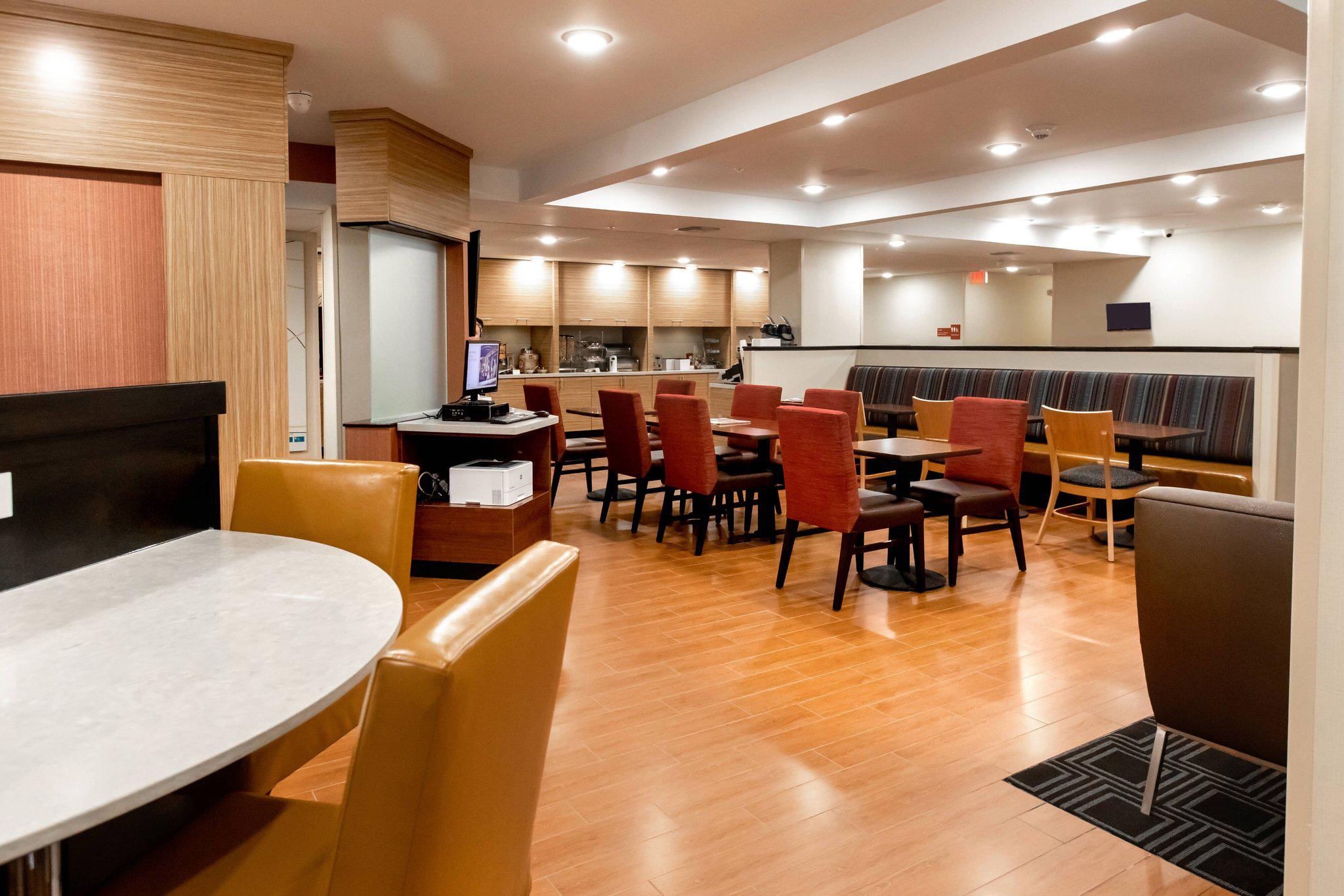 TownePlace Suites by Marriott Louisville Airport Photo