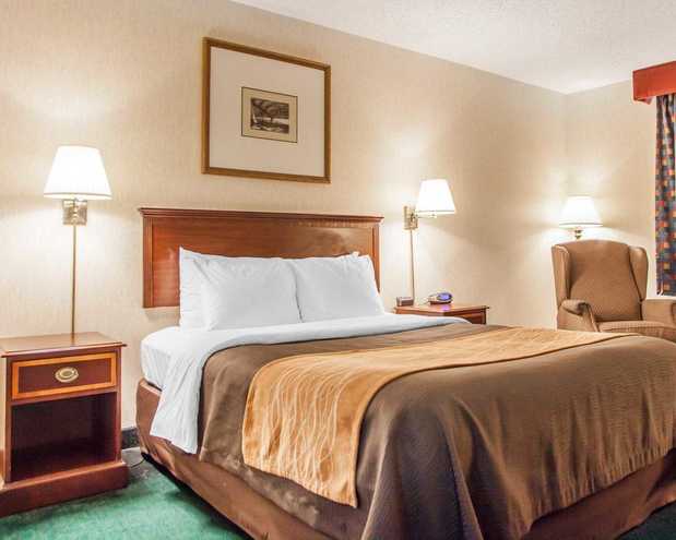 Images Comfort Inn near Toms River Corporate Park