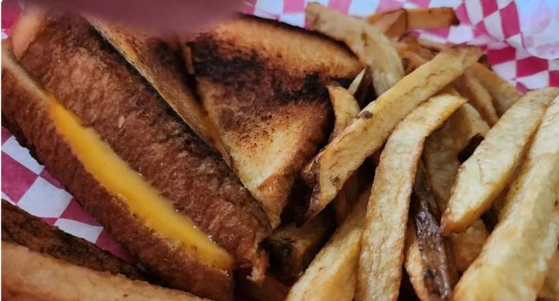 Kids Grilled Cheese W/ French Fries