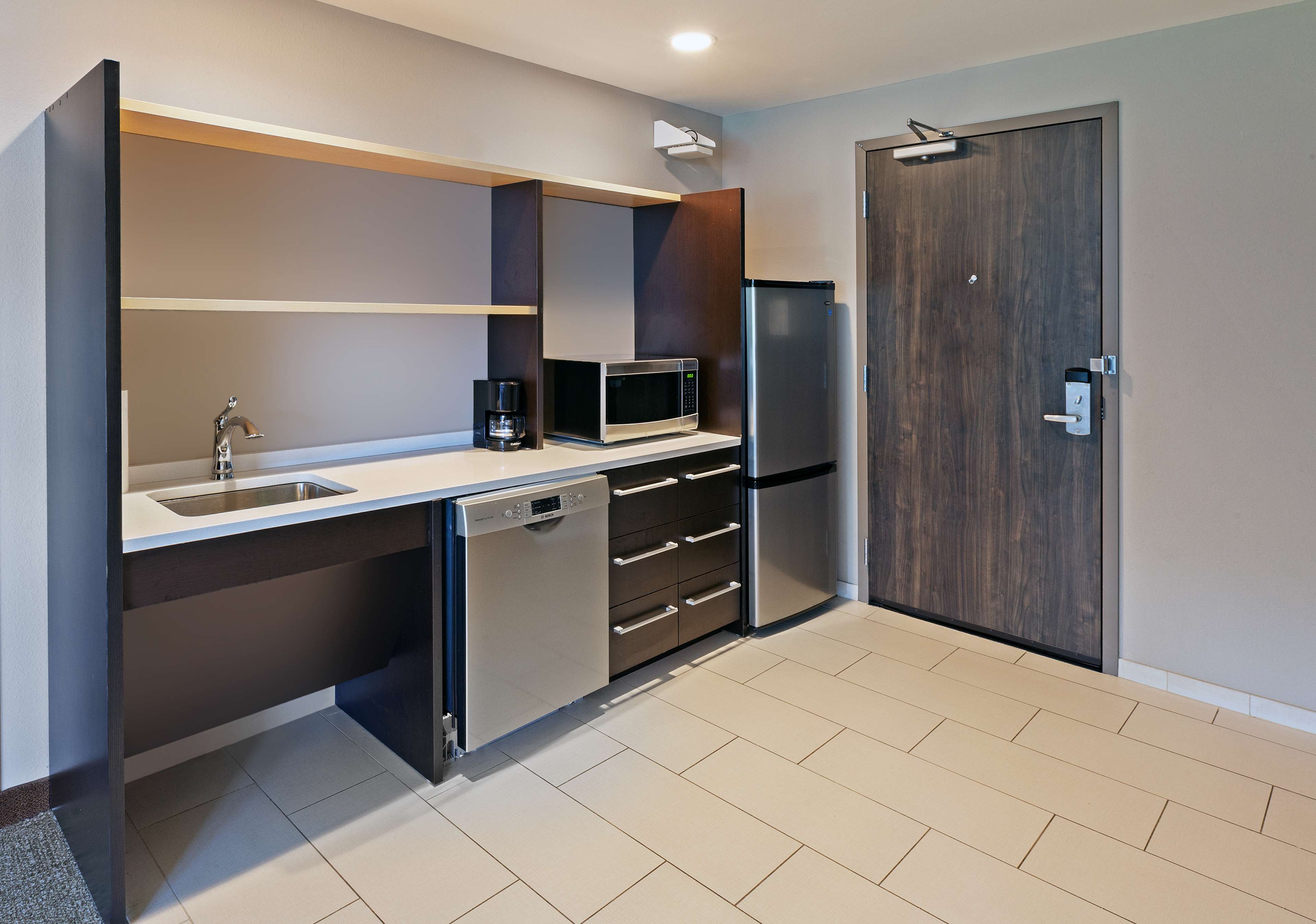 Home2 Suites By Hilton Gonzales Photo