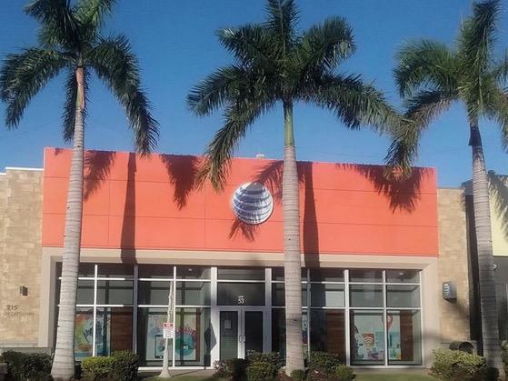 AT&T Store Photo