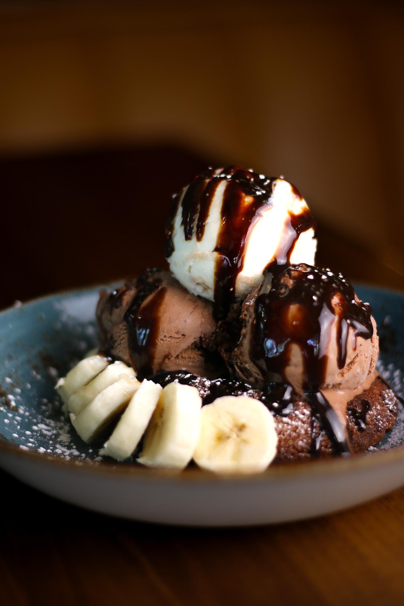 Choc-Peanut Cookie Sundae