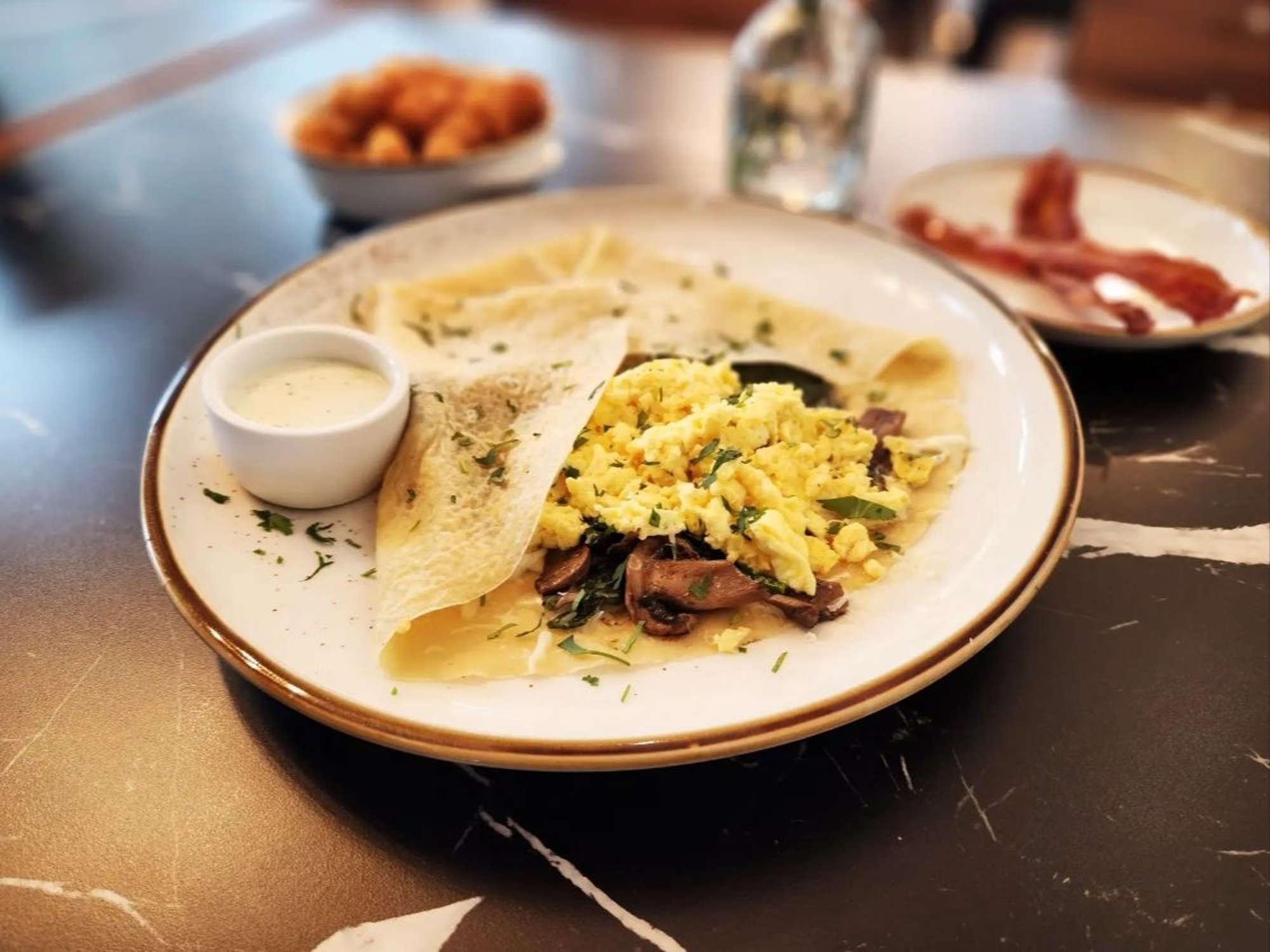 Le Gabrielle Breakfast Crêpe