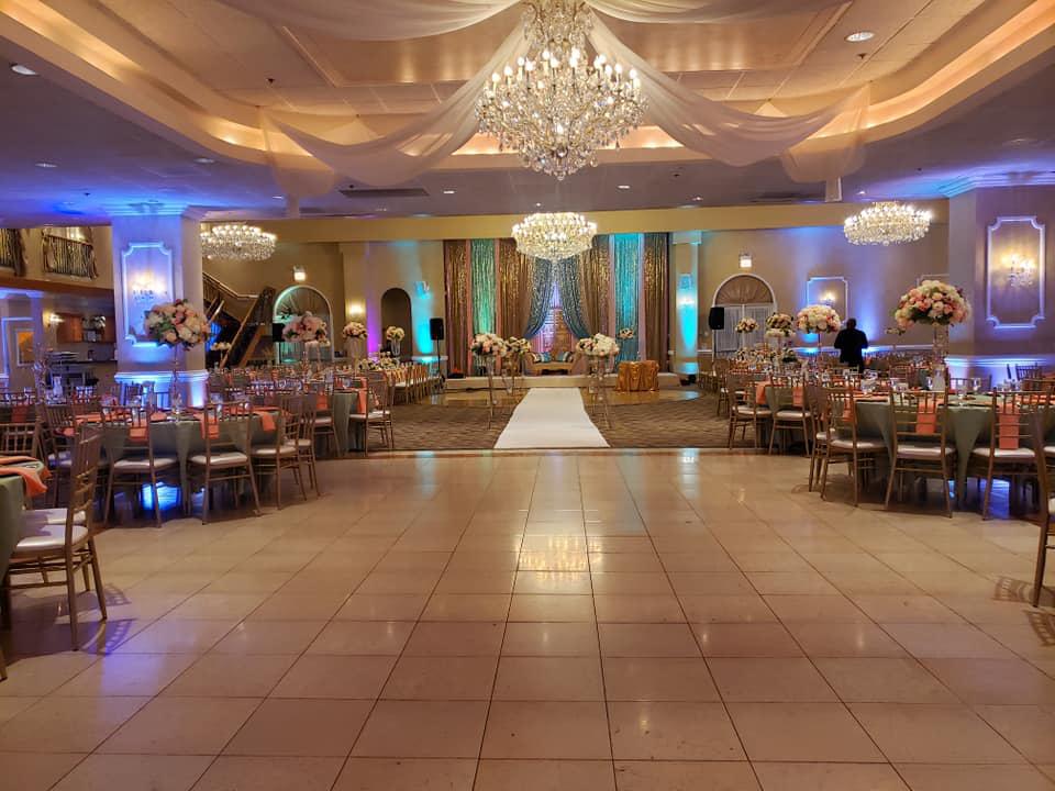 Monty S Elegant Banquets 703 South York Road Bensenville Il Wedding Supplies Services Mapquest