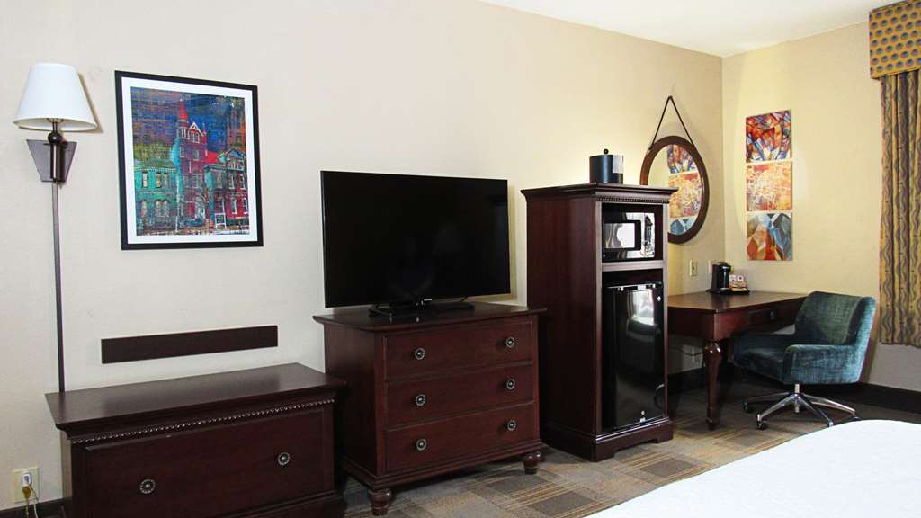 Hampton Inn Oxford-West Image