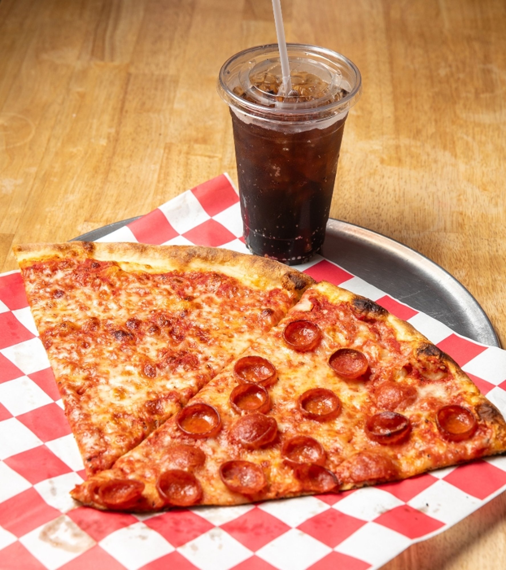 2 Slices and Soda