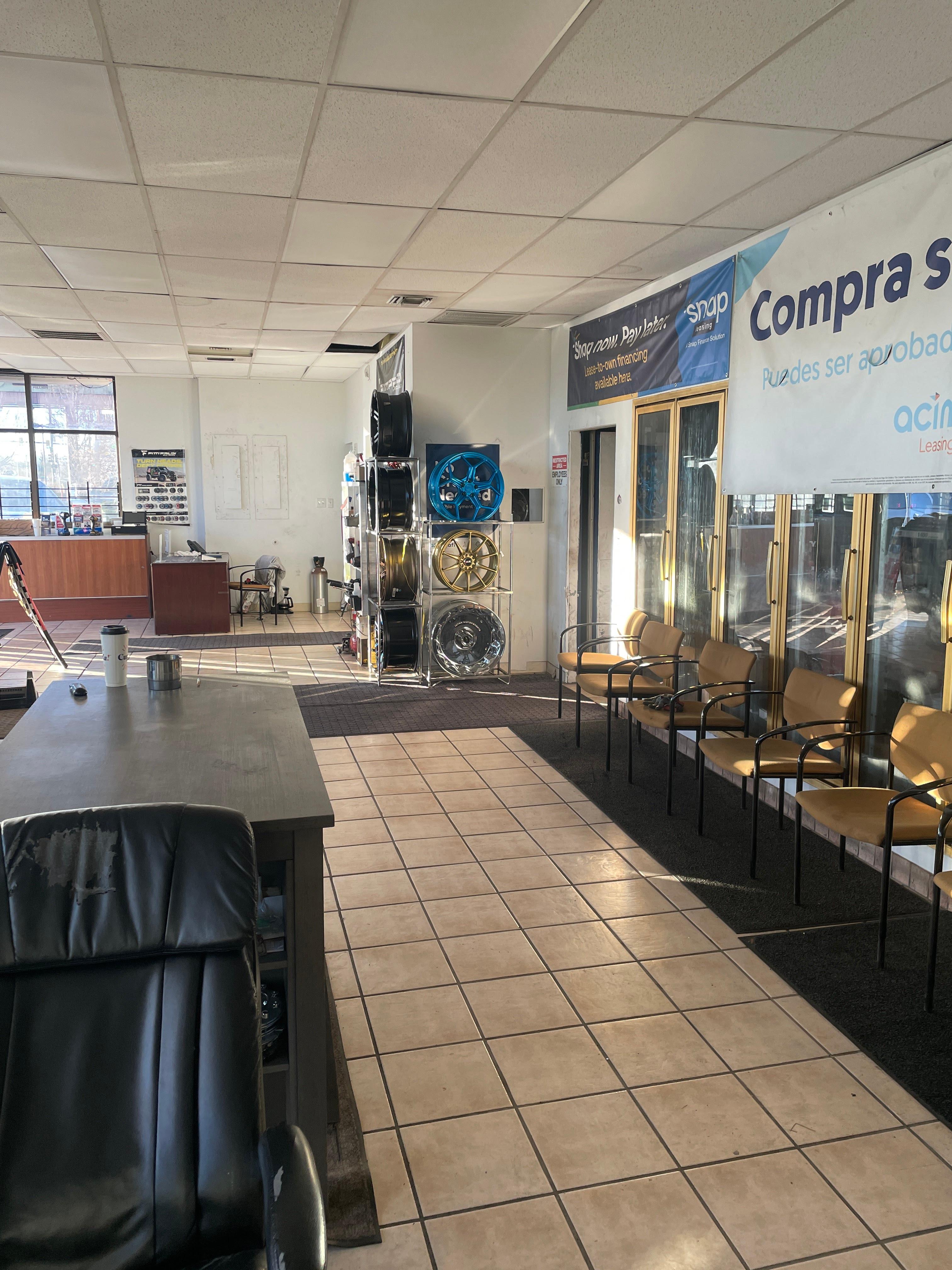 King's Custom Tires - Colorado Blvd Image