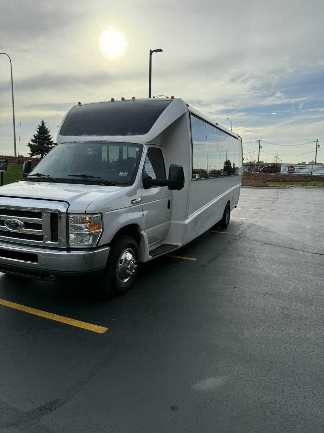 Pharaoh's Transportation - Top-Rated Milwaukee Limo Service Image