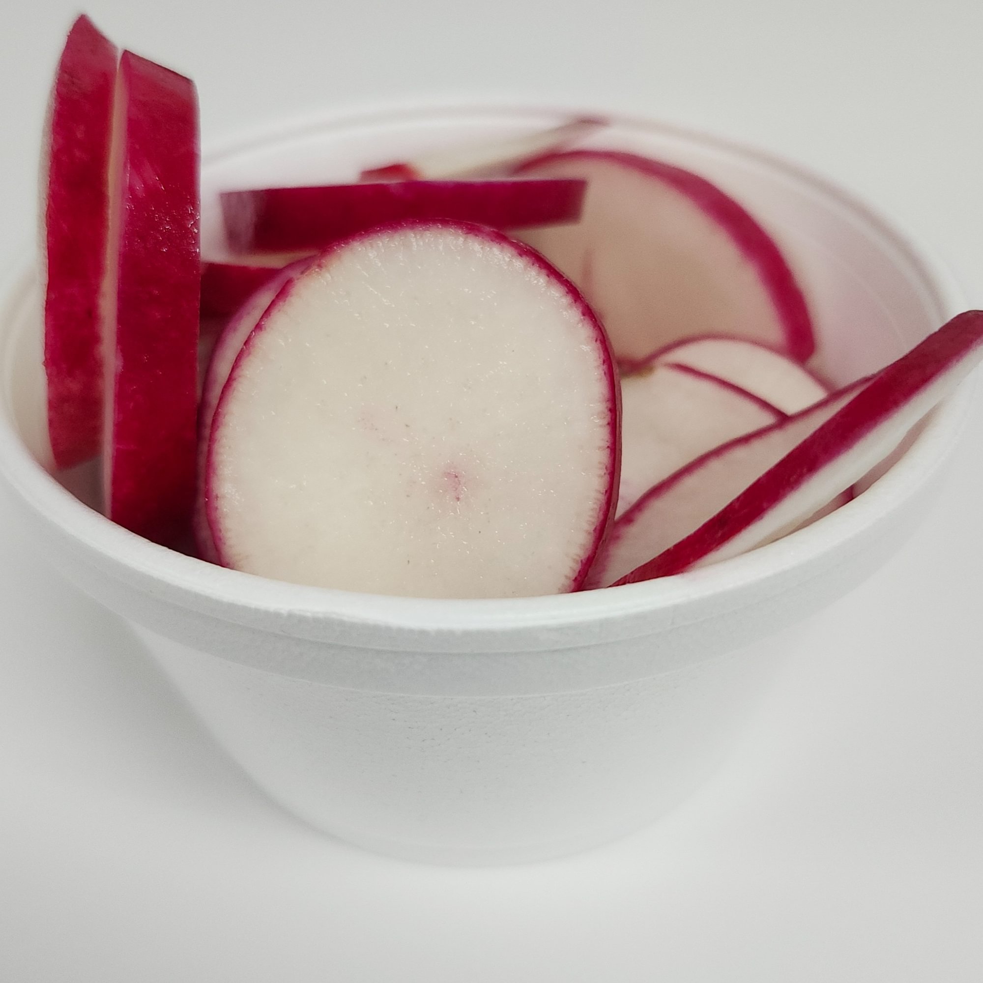 8.oz Radishes