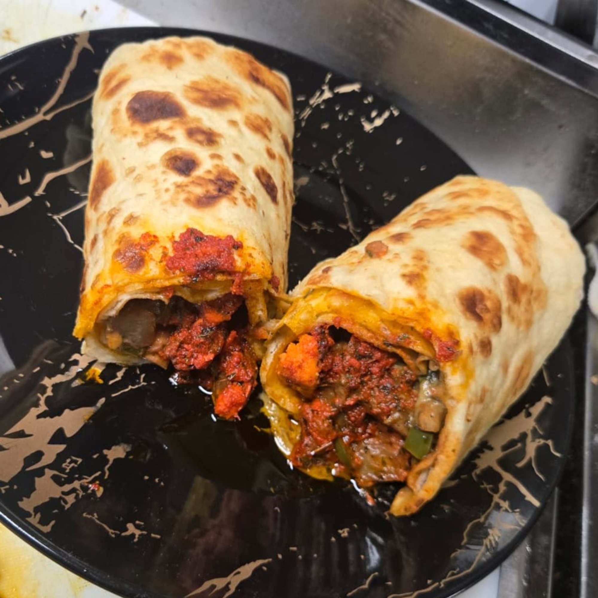 VeerGi Butter Chicken Pocket — Creamy Makhani Chicken Naan Pocket