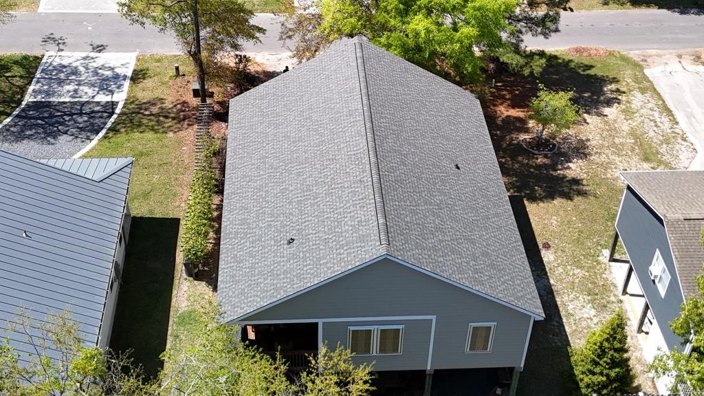 Willis Roofing Image