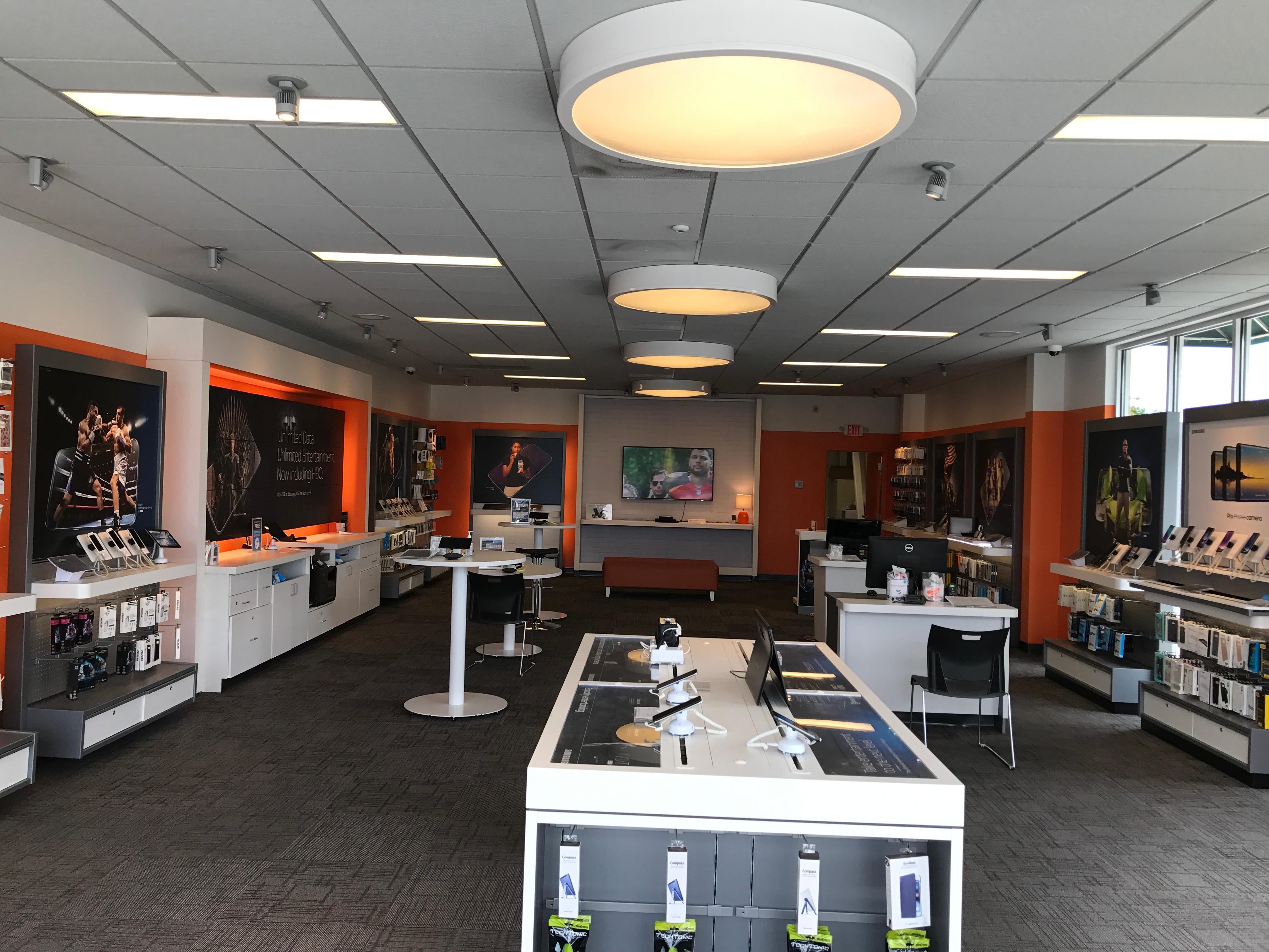 AT&T Store Photo