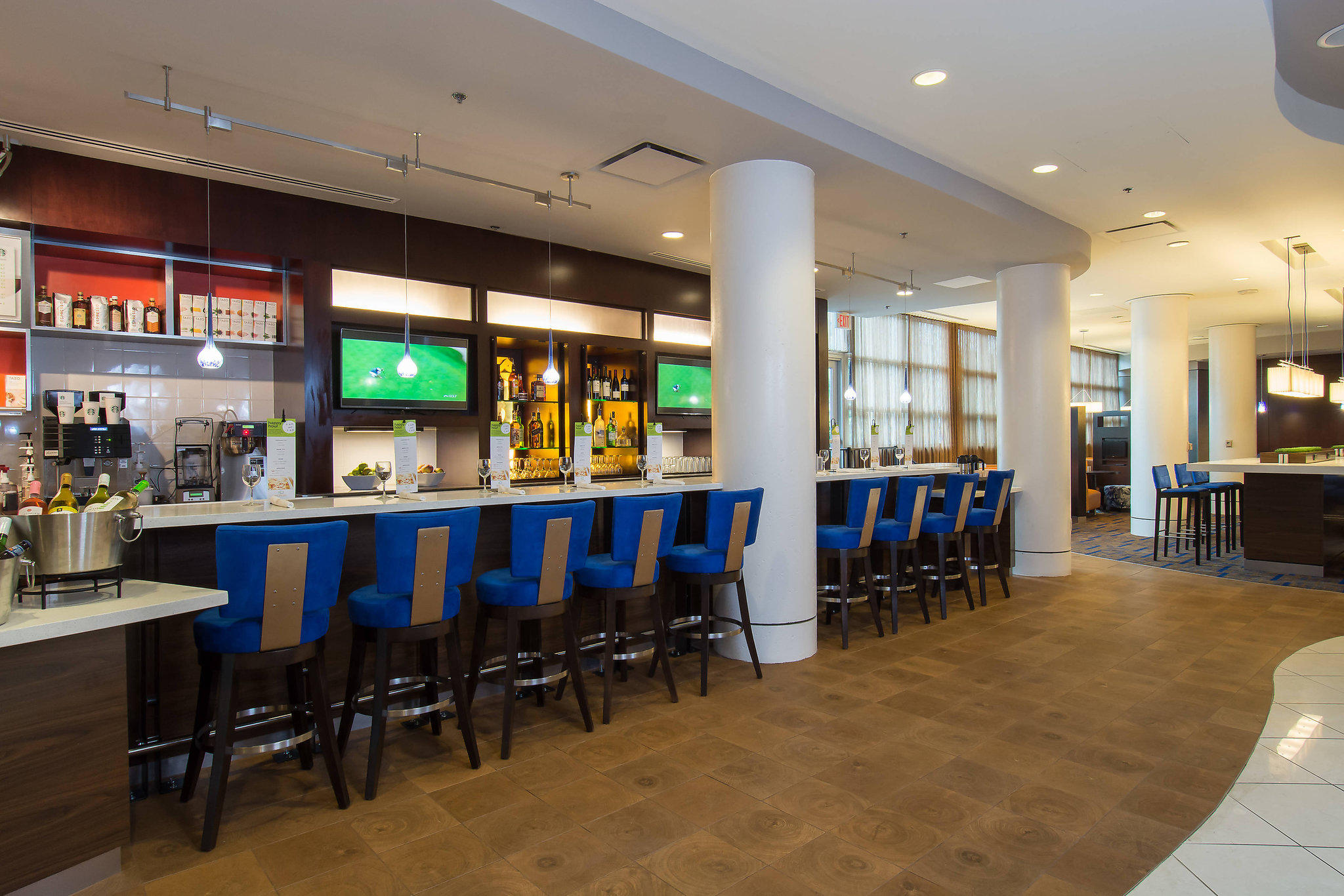 Courtyard by Marriott Columbia Downtown at USC Photo