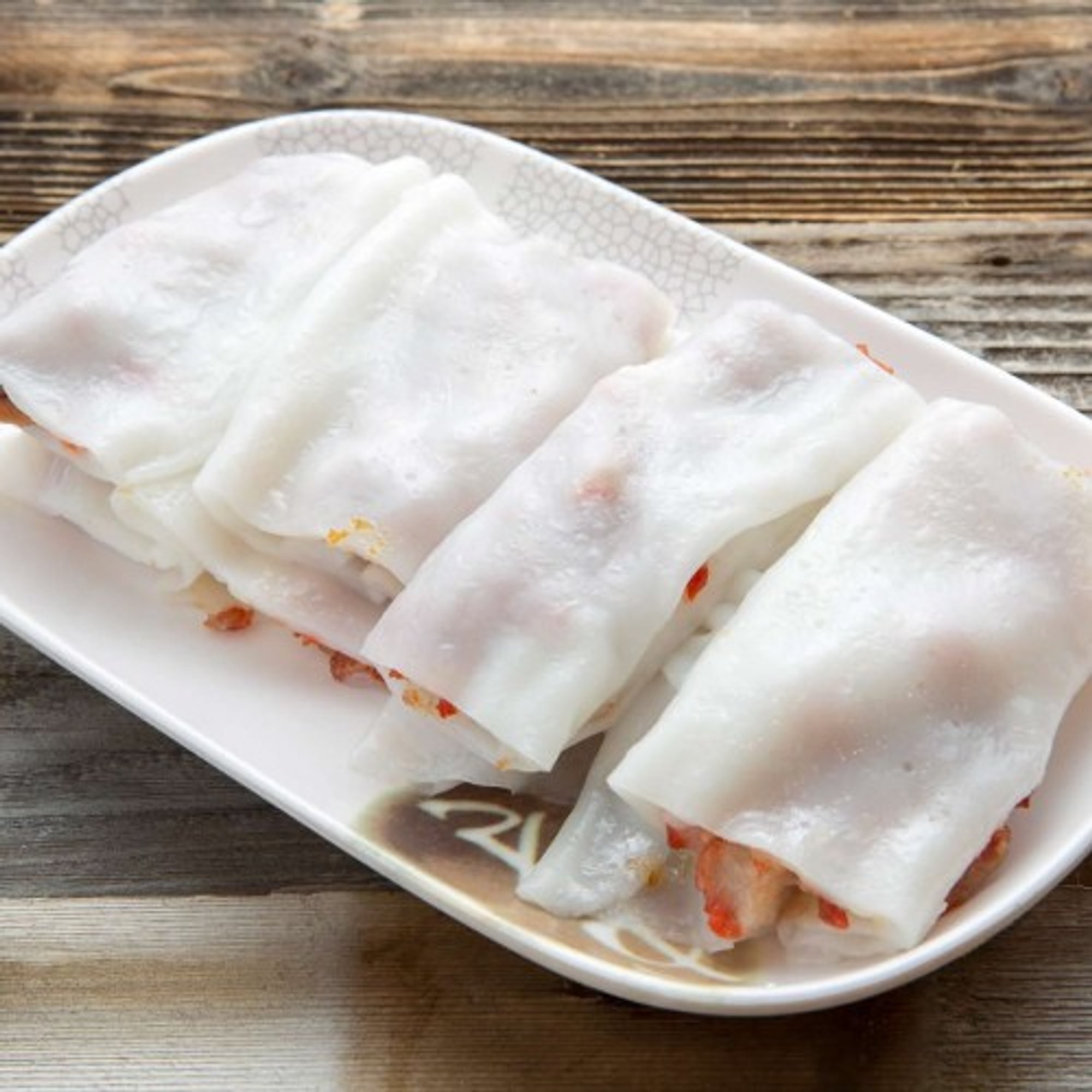 F08 Steamed BBQ Pork Flour Roll 叉燒腸粉