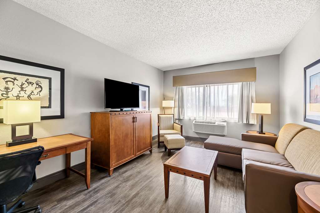 Best Western Plus at Lake Powell Image