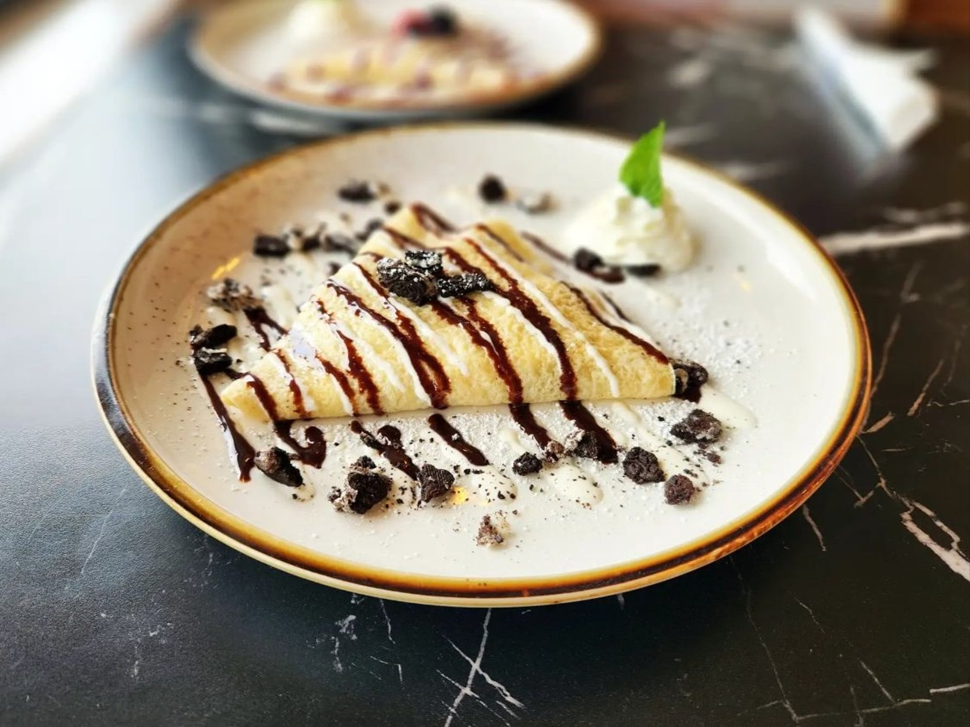 Cookies 'N Cream Crêpe