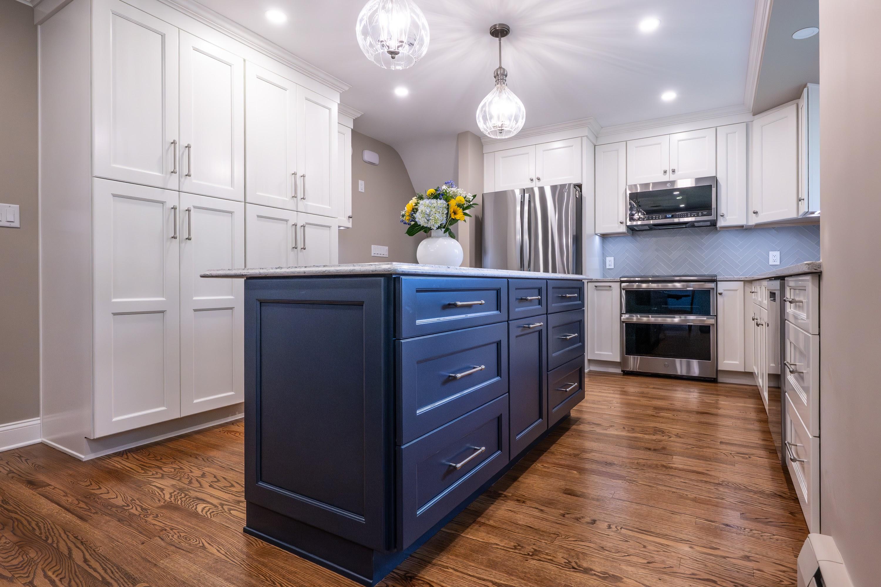Laslo Custom Kitchens, Inc. Image