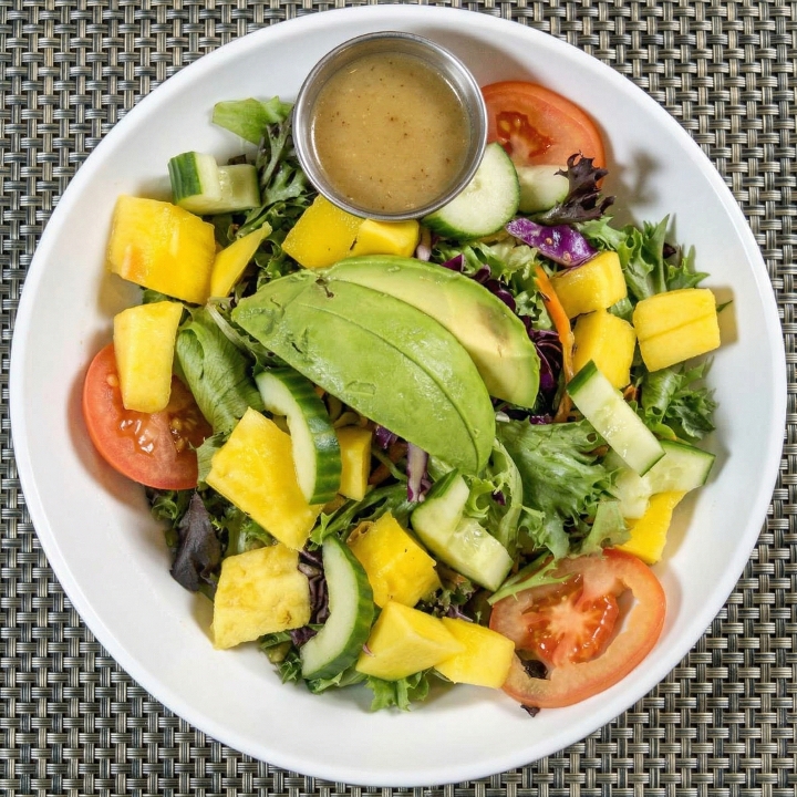 Brisas Salad