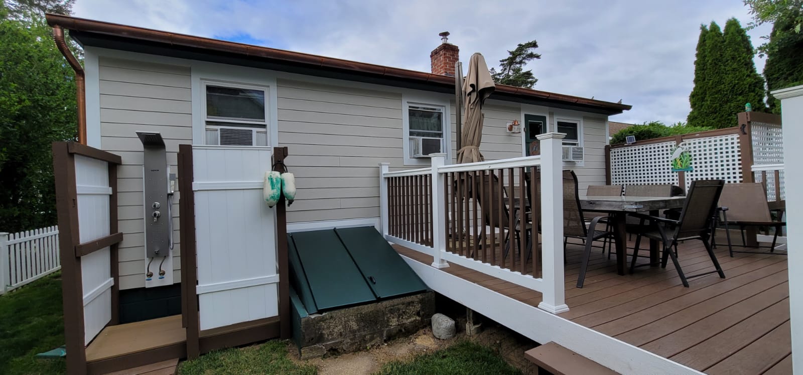 James Hardie Cobblestone 8.25 Cedarmill. Dream collection green trim