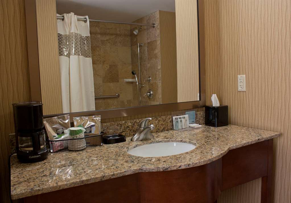 Hampton Inn Burlington Image
