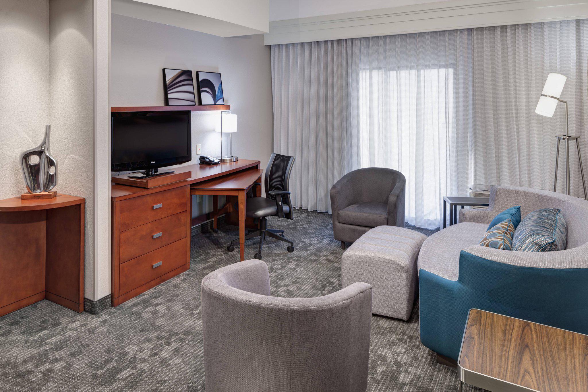 Courtyard by Marriott Birmingham Trussville Photo