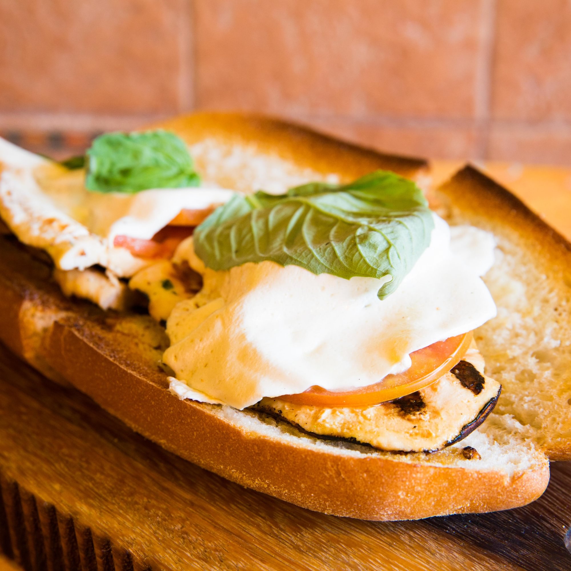 Pesto Chicken Hero