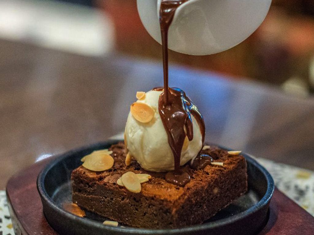 Sizzling Brownie