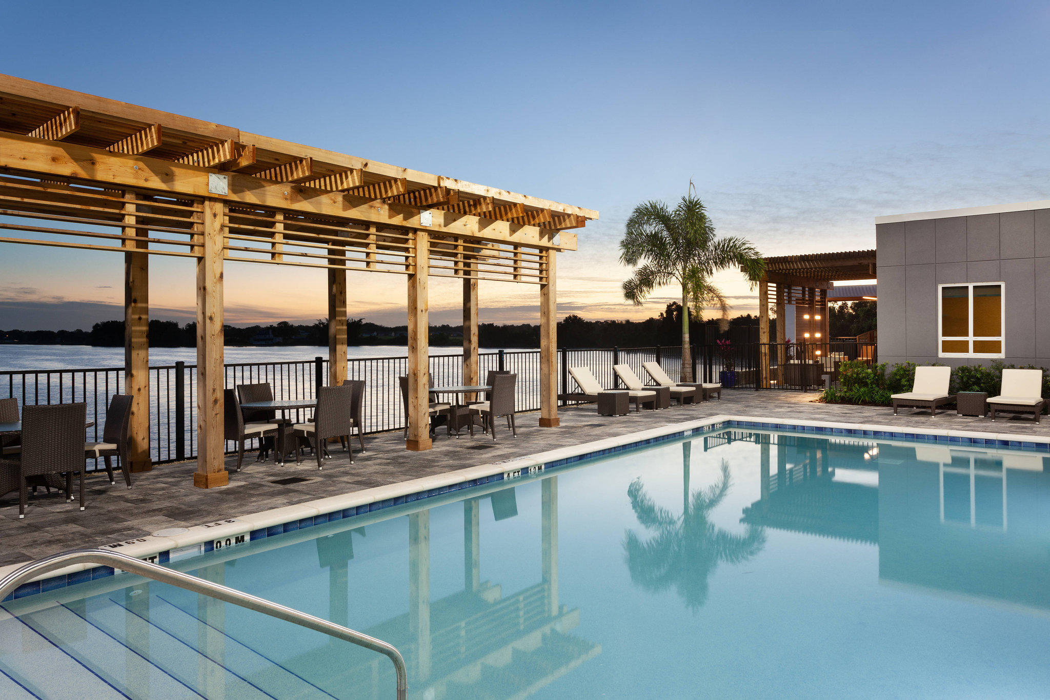 Courtyard by Marriott Winter Haven Photo