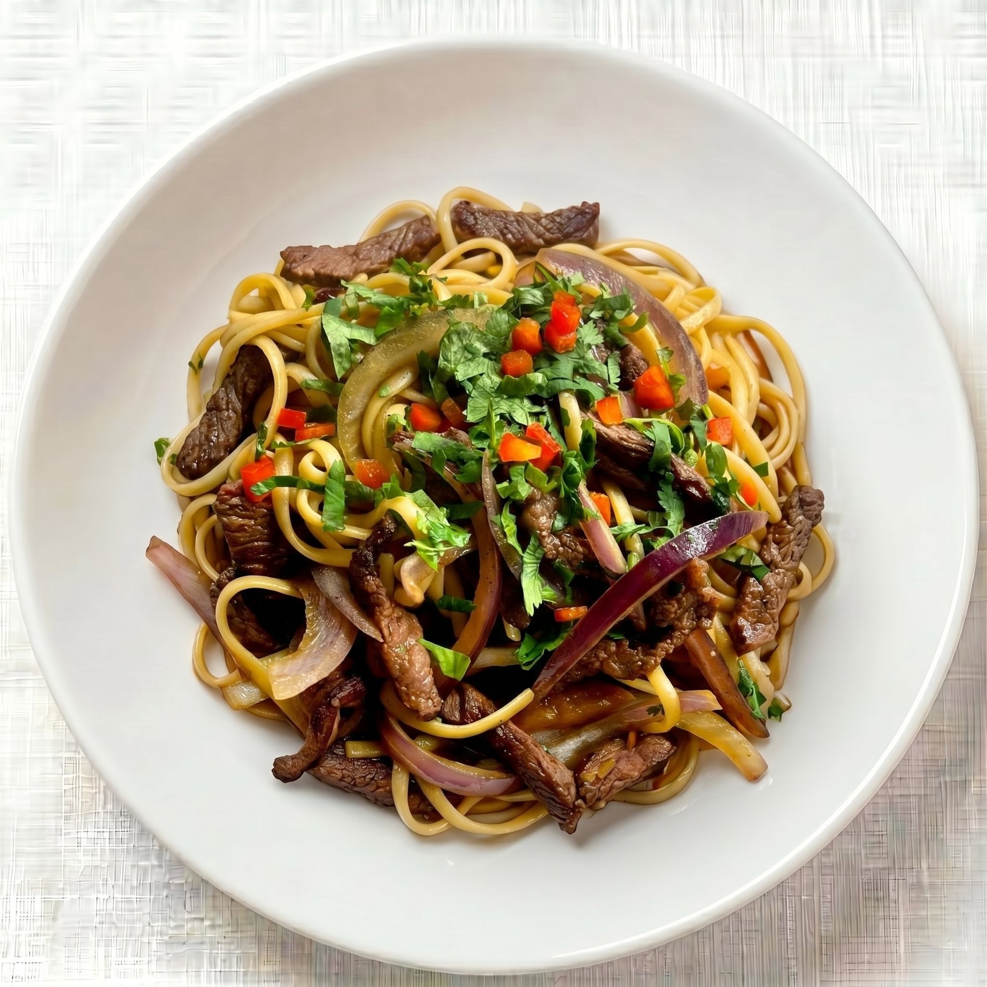Tallarin Saltado de Carne