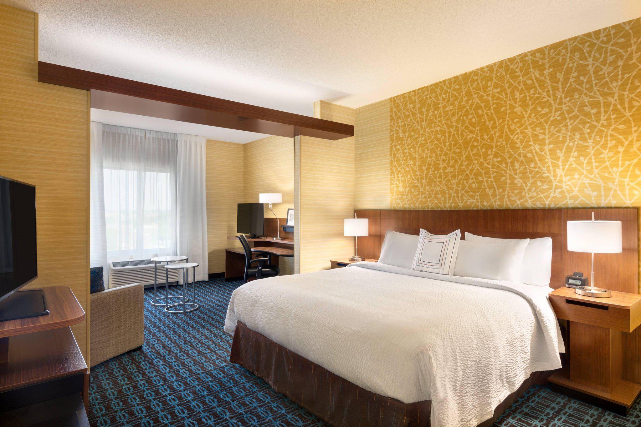 Fairfield Inn & Suites by Marriott Lancaster East at The Outlets Photo