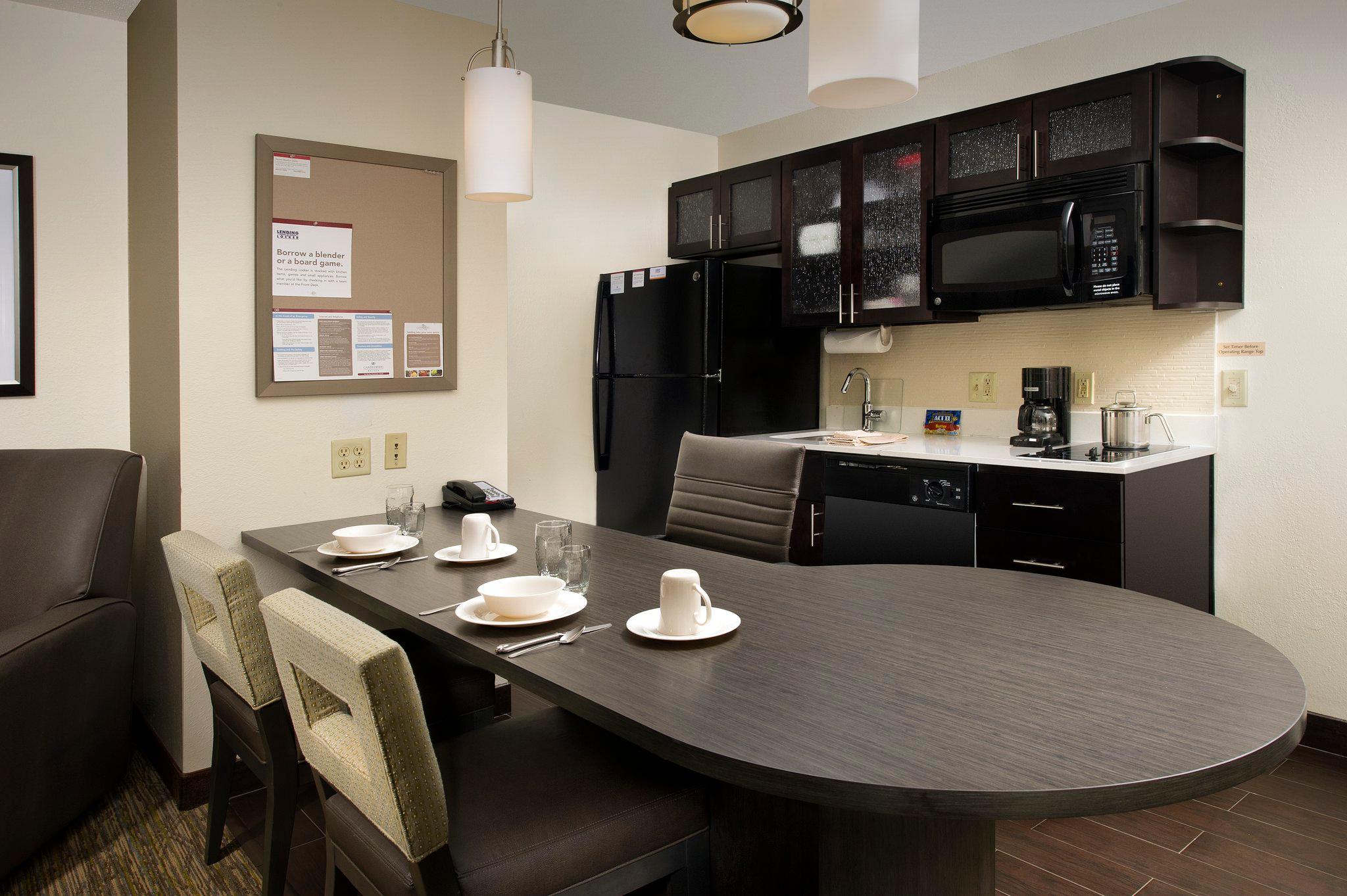 Candlewood Suites Richmond-South Photo