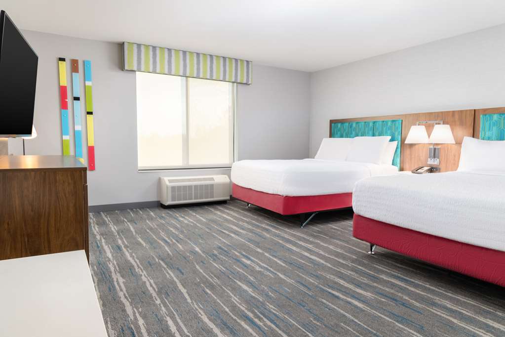 Hampton Inn & Suites Santa Rosa Sonoma Wine Country Image