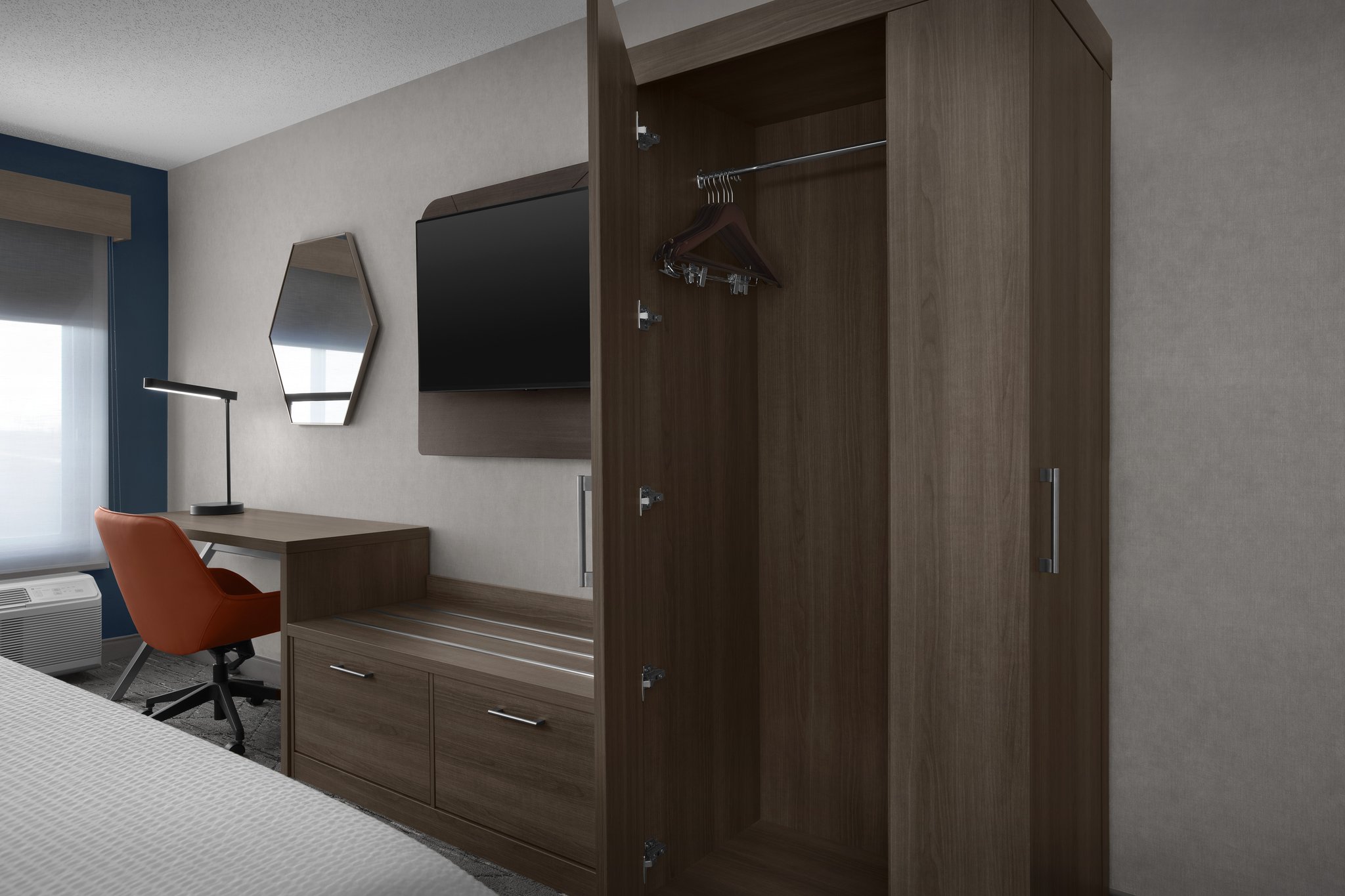 Holiday Inn Express Fargo-West Acres by IHG Image