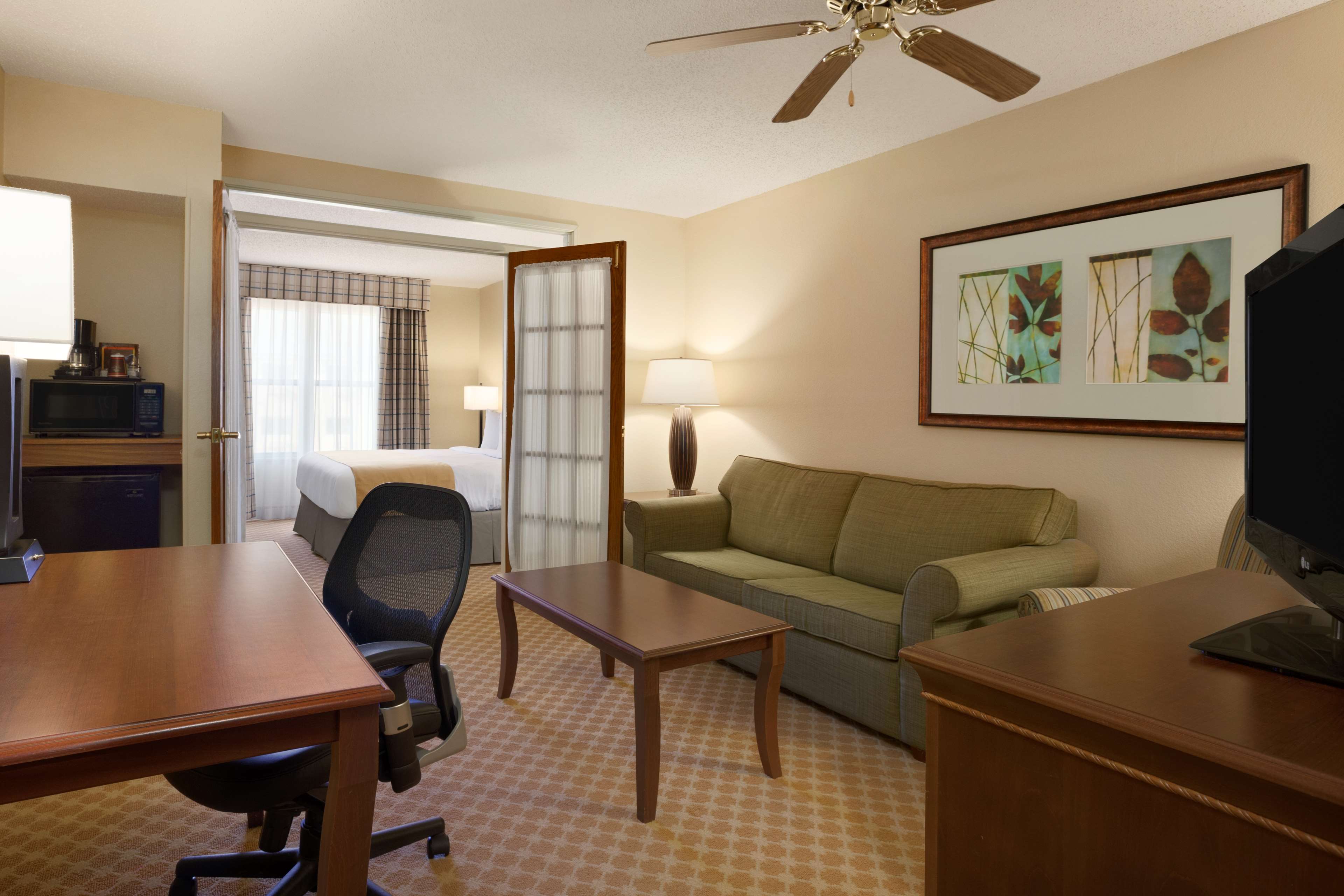 Country Inn & Suites by Radisson, Lewisville, TX Photo