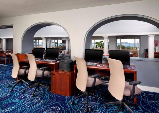 Images Sheraton San Diego Hotel & Marina