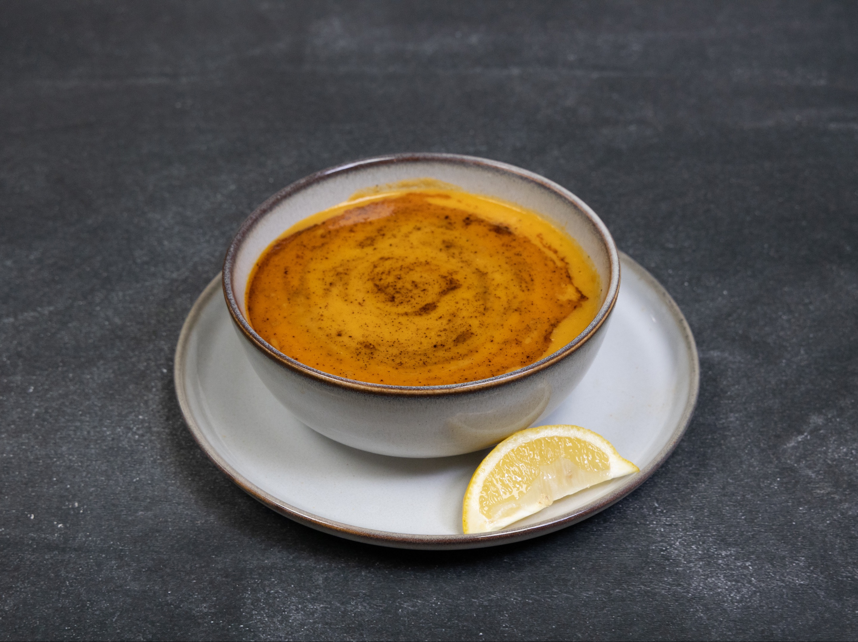 LENTIL SOUP w/half garlic bread