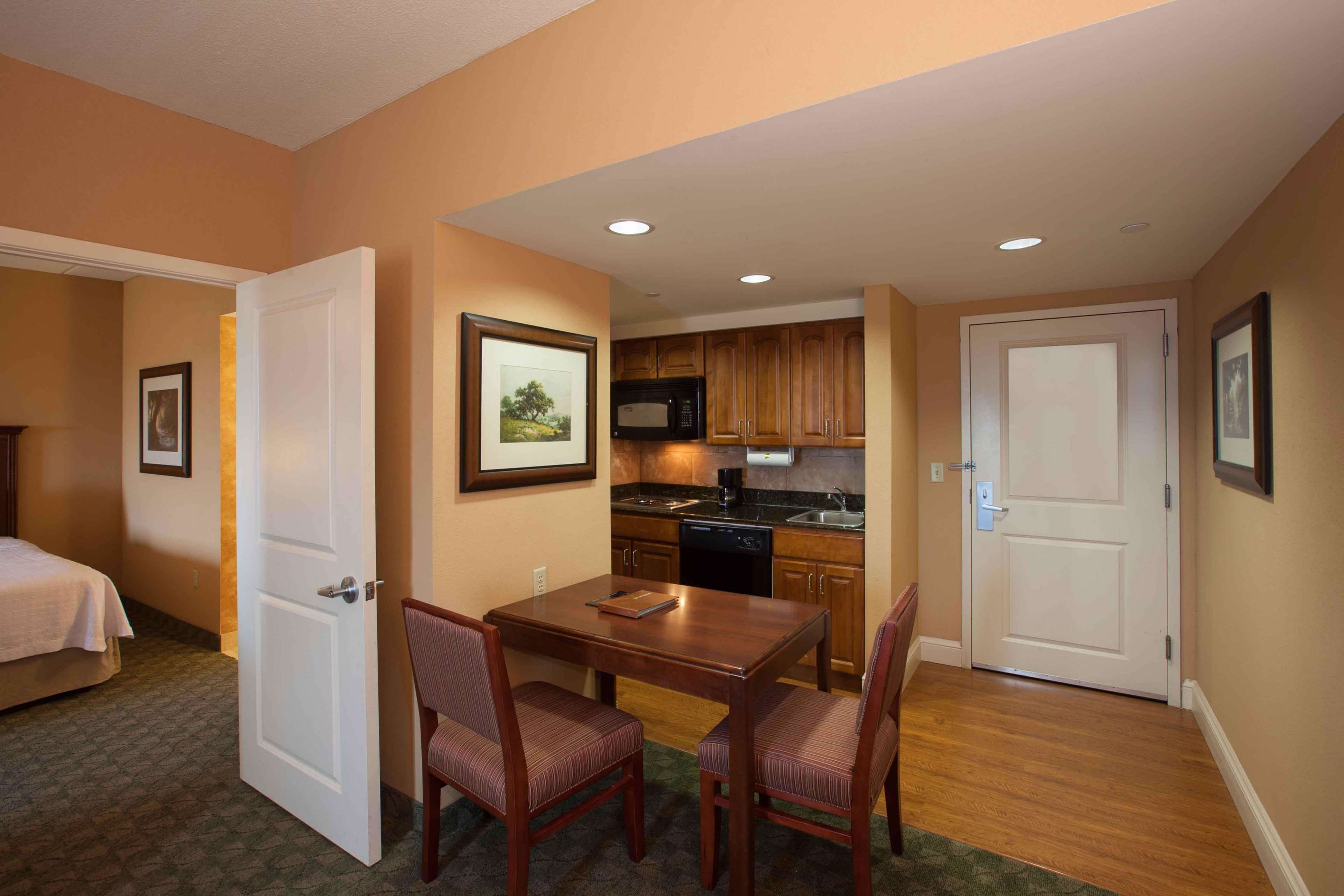 Homewood Suites by Hilton San Antonio North Photo