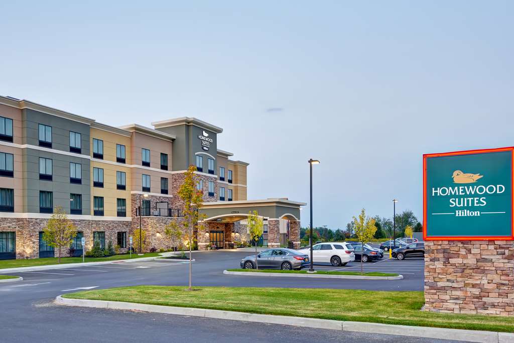 Homewood Suites By Hilton New Hartford Utica Logo