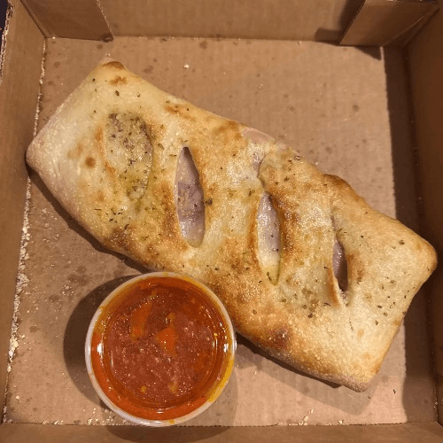 Mateo's Stromboli